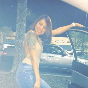 Meet your Posher, Araceli